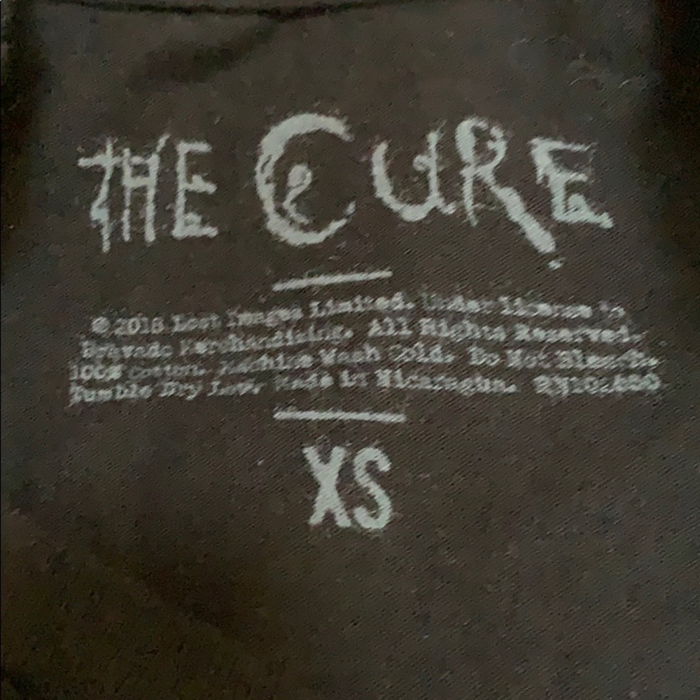 Boys don’t cry Cure shirt - Picture 2 of 2